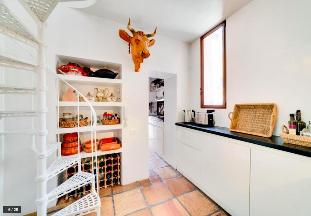 Luxury Art Apartment In Trastevere With Terrace Rome Exterior photo