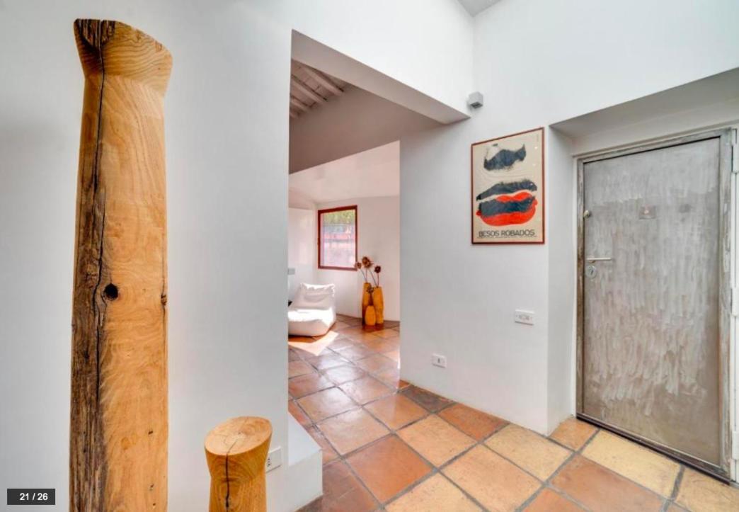 Luxury Art Apartment In Trastevere With Terrace Rome Exterior photo